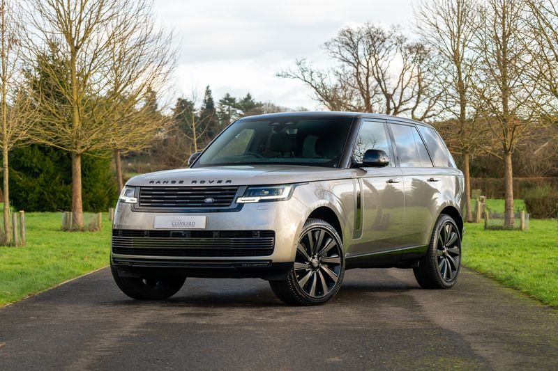 Range Rover 4.4 P615 V8 SV Auto 4WD