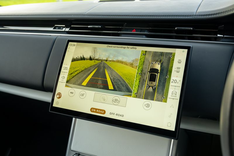 Range Rover 4.4 P615 V8 SV Auto 4WD