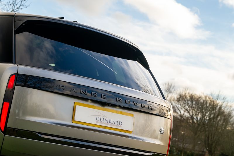 Range Rover 4.4 P615 V8 SV Auto 4WD