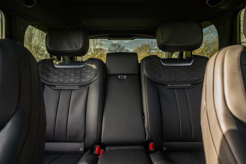 Range Rover 4.4 P615 V8 SV Auto 4WD