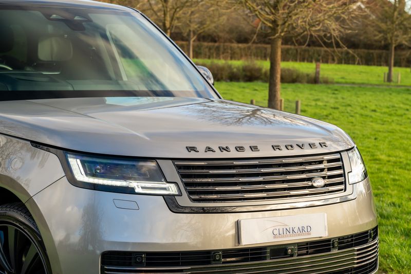 Range Rover 4.4 P615 V8 SV Auto 4WD