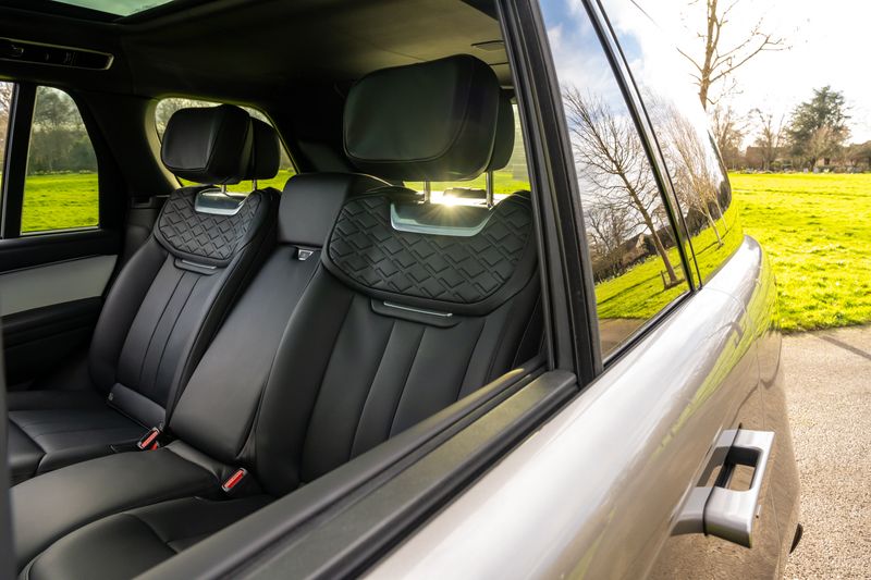 Range Rover 4.4 P615 V8 SV Auto 4WD