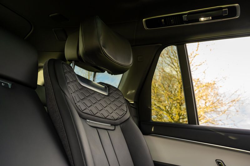 Range Rover 4.4 P615 V8 SV Auto 4WD