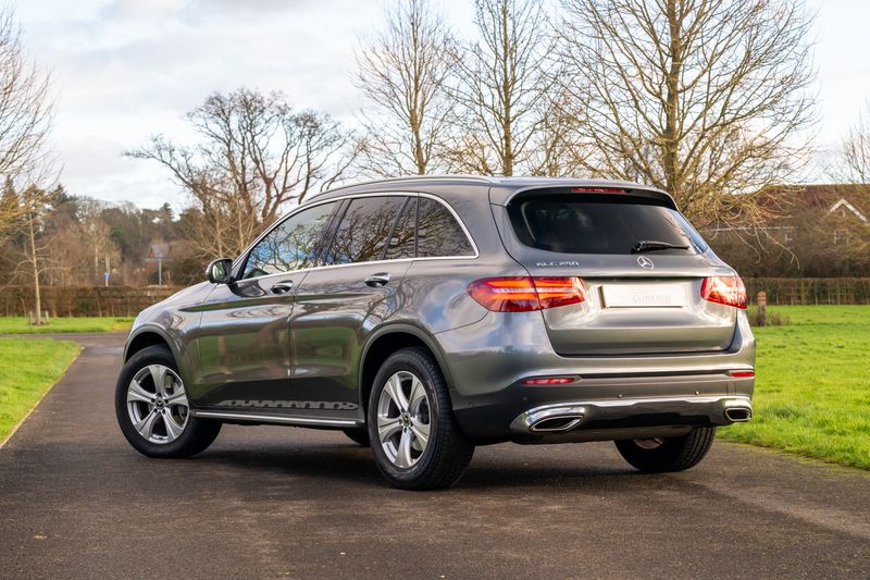 Mercedes-Benz GLC250 Sport (Premium Plus) G-Tronic+ 4MATIC