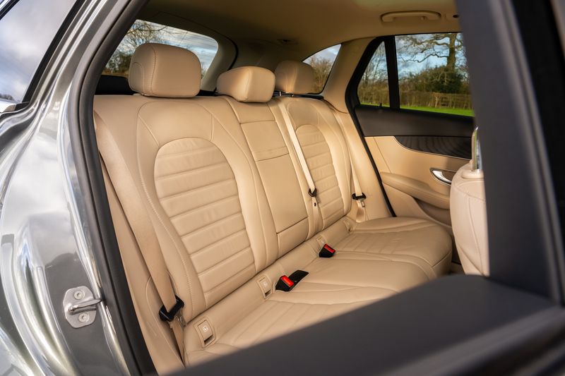 Mercedes-Benz GLC250 Sport (Premium Plus) G-Tronic+ 4MATIC