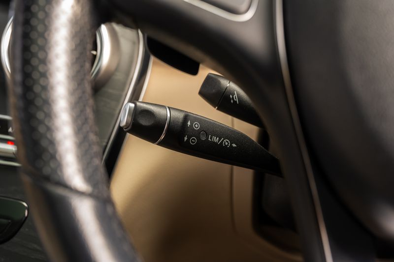 Mercedes-Benz GLC250 Sport (Premium Plus) G-Tronic+ 4MATIC