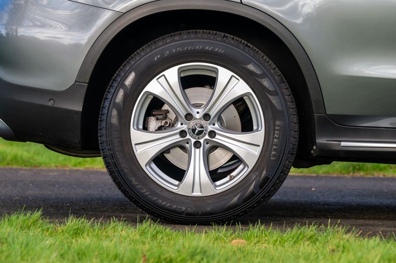 Mercedes-Benz GLC250 Sport (Premium Plus) G-Tronic+ 4MATIC