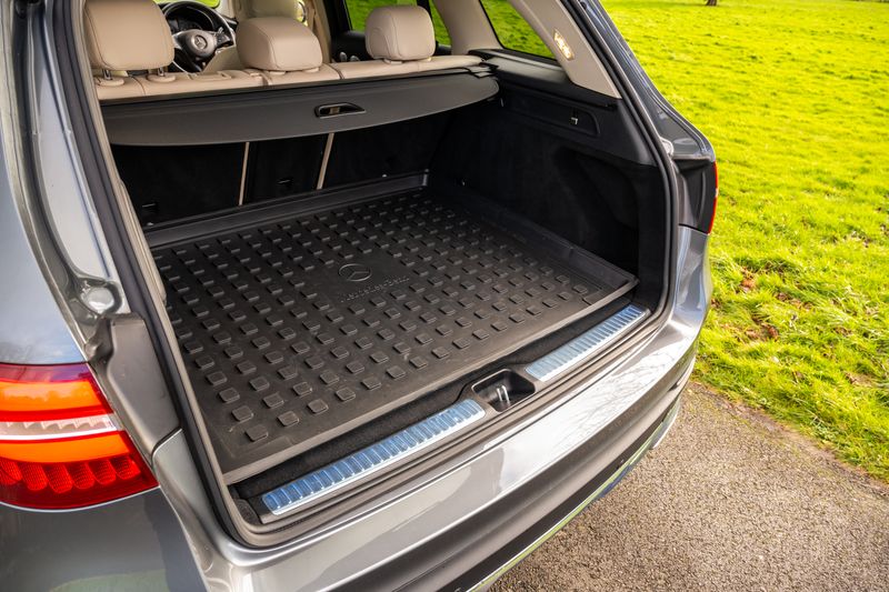 Mercedes-Benz GLC250 Sport (Premium Plus) G-Tronic+ 4MATIC