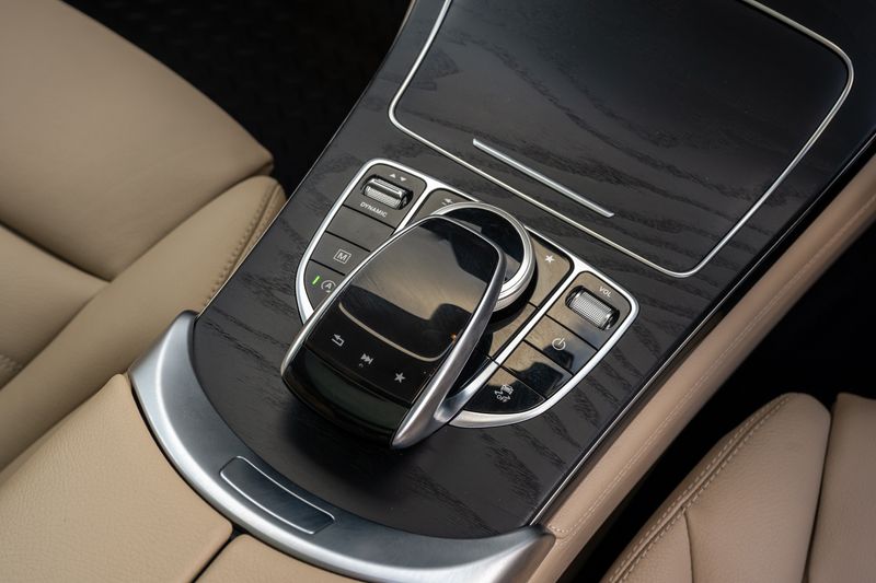 Mercedes-Benz GLC250 Sport (Premium Plus) G-Tronic+ 4MATIC