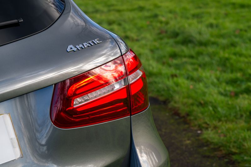 Mercedes-Benz GLC250 Sport (Premium Plus) G-Tronic+ 4MATIC