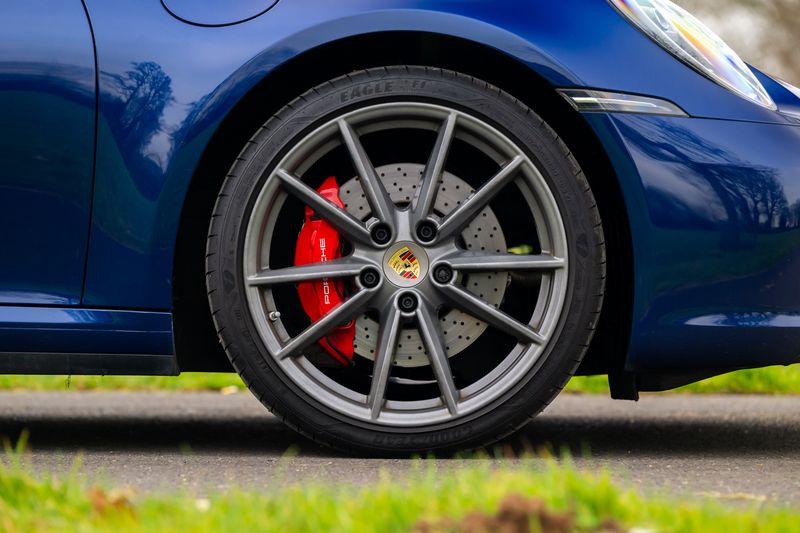 Porsche 911 3.0T (992) Carrera S PDK