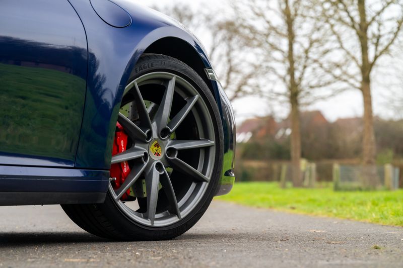 Porsche 911 3.0T (992) Carrera S PDK