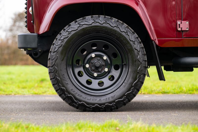 Land Rover Defender 90 XS Hard Top