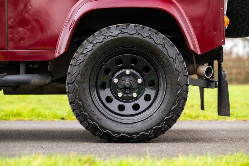 Land Rover Defender 90 XS Hard Top