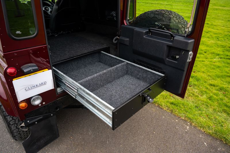 Land Rover Defender 90 XS Hard Top