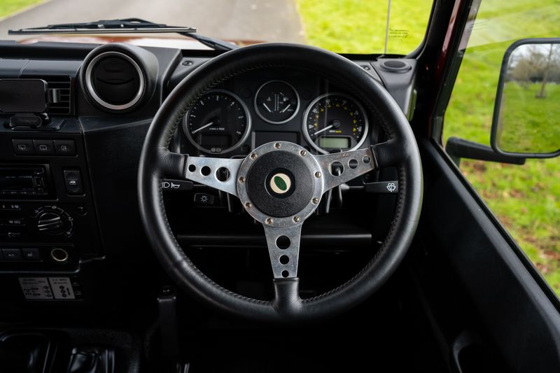 Land Rover Defender 90 XS Hard Top