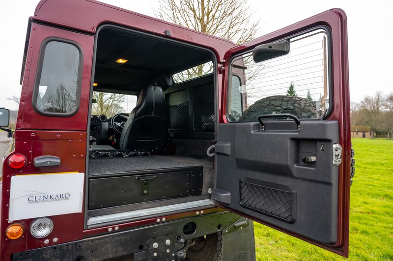 Land Rover Defender 90 XS Hard Top