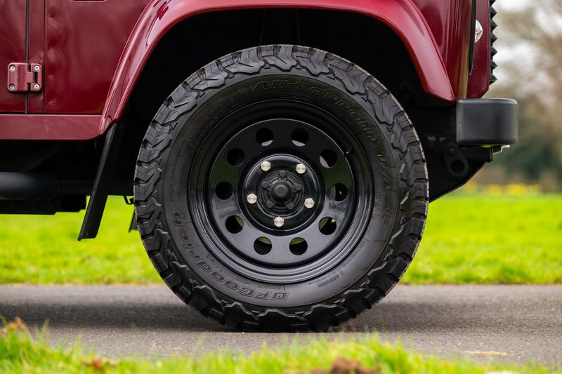 Land Rover Defender 90 XS Hard Top