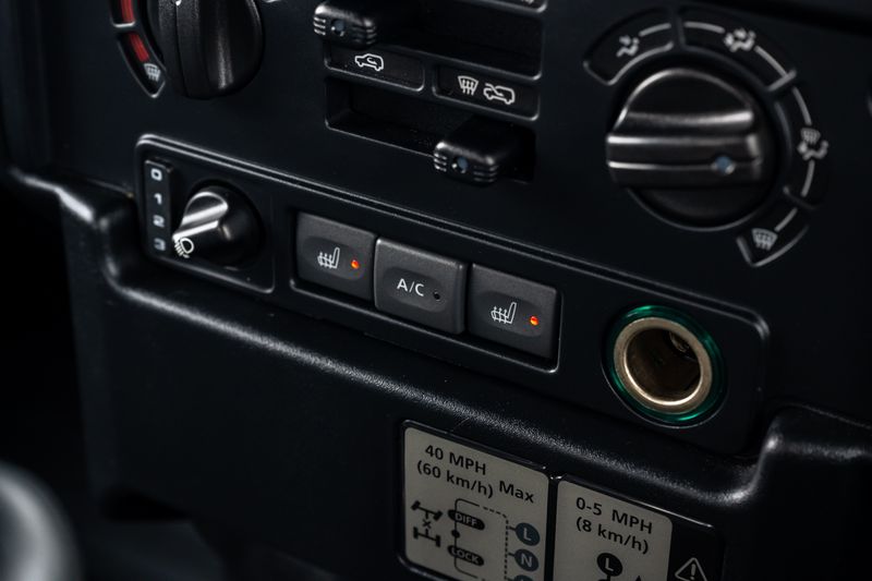 Land Rover Defender 90 XS Hard Top