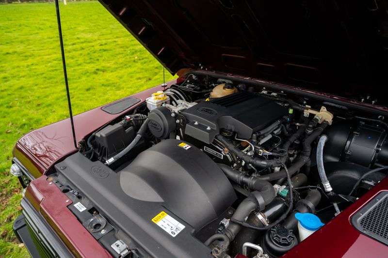 Land Rover Defender 90 XS Hard Top