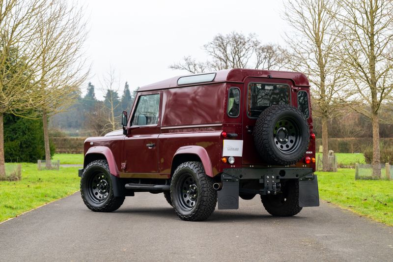 Land Rover Defender 90 XS Hard Top