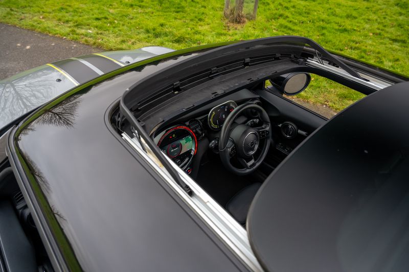 Mini Cooper SE Electric Level 3