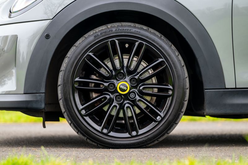 Mini Cooper SE Electric Level 3