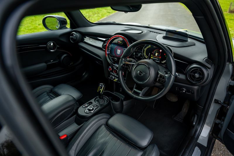 Mini Cooper SE Electric Level 3