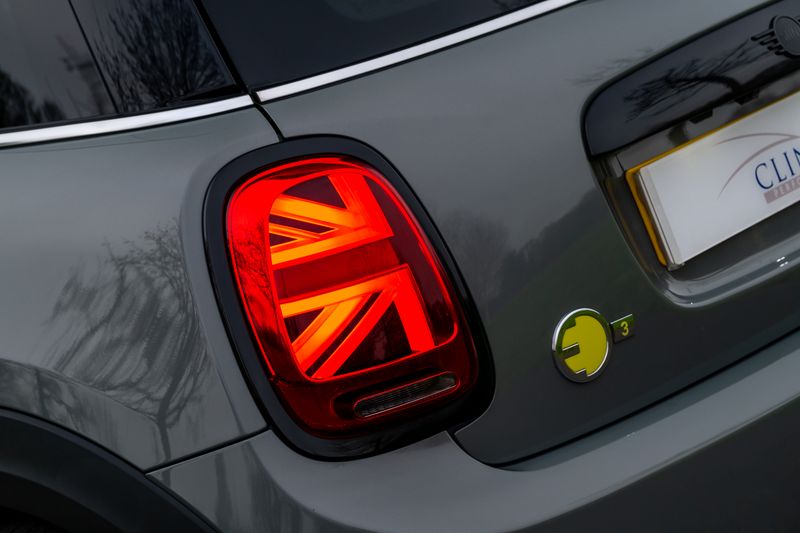 Mini Cooper SE Electric Level 3