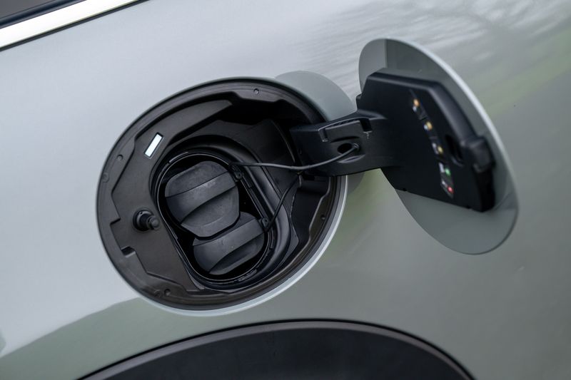 Mini Cooper SE Electric Level 3