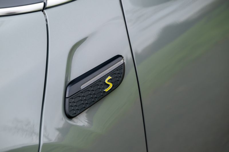 Mini Cooper SE Electric Level 3