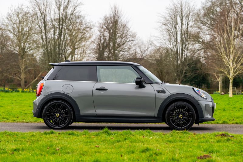 Mini Cooper SE Electric Level 3