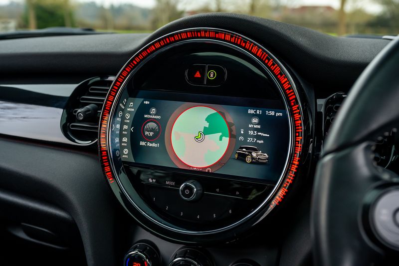 Mini Cooper SE Electric Level 3