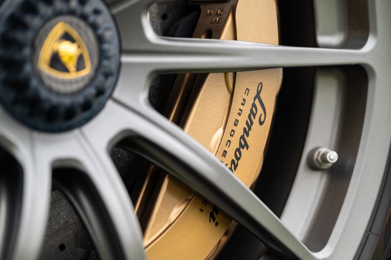 Lamborghini  Aventador LP770-4 SVJ ISR 4WD