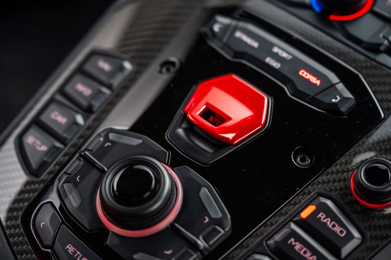 Lamborghini  Aventador LP770-4 SVJ ISR 4WD