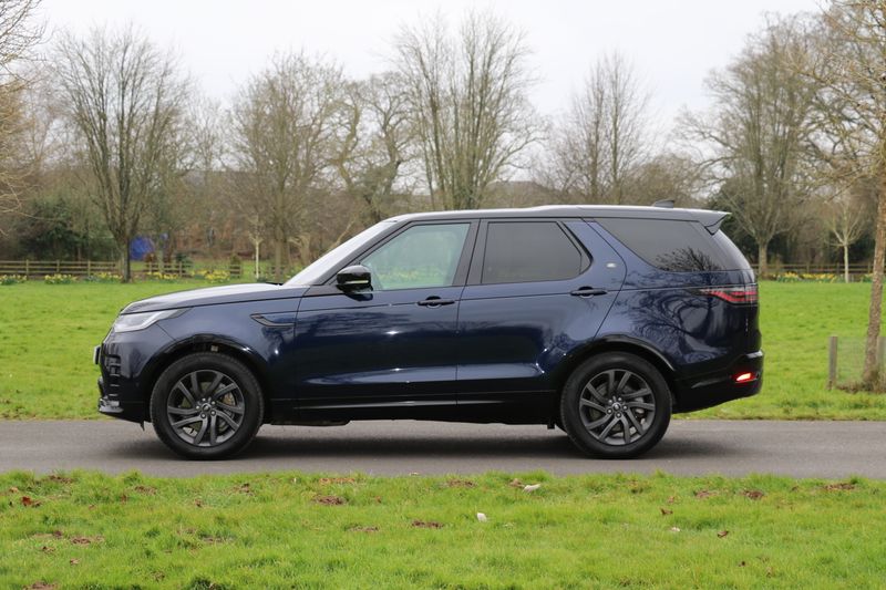 Land Rover Discovery D300 R-Dynamic HSE