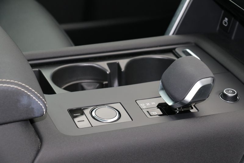 Land Rover Discovery D300 R-Dynamic HSE