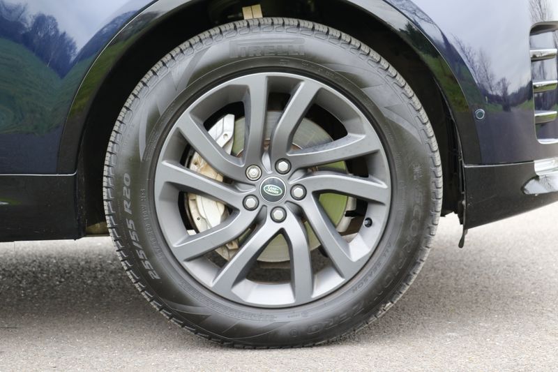 Land Rover Discovery D300 R-Dynamic HSE