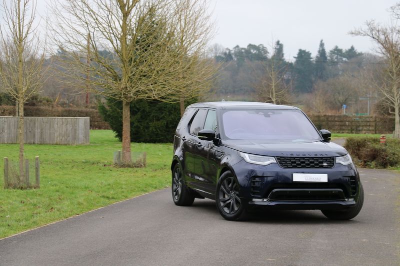 Land Rover Discovery D300 R-Dynamic HSE