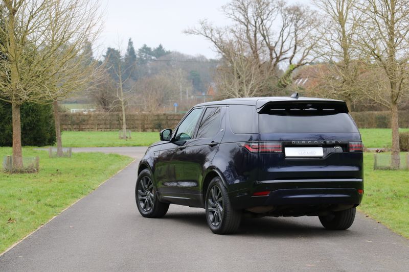 Land Rover Discovery D300 R-Dynamic HSE