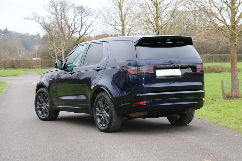 Land Rover Discovery D300 R-Dynamic HSE