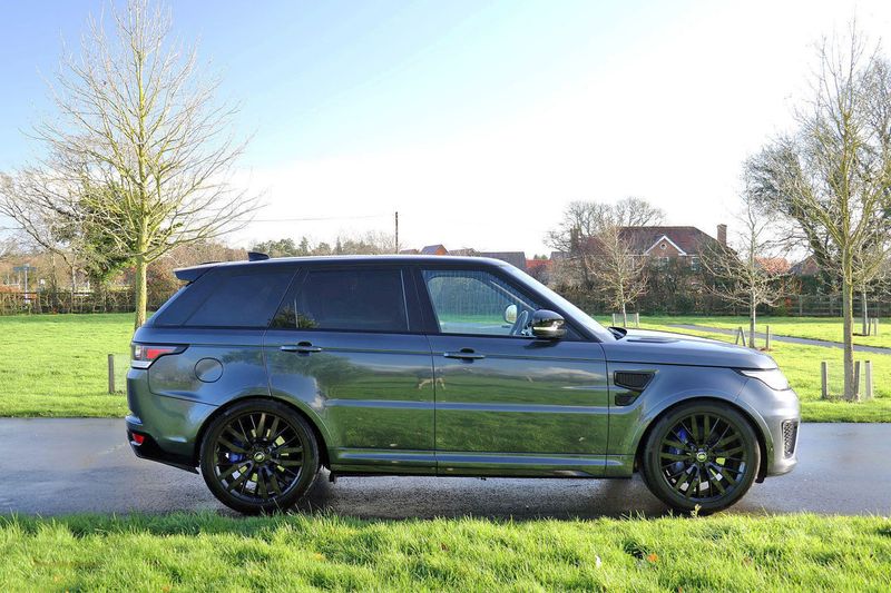 Range Rover Sport SVR