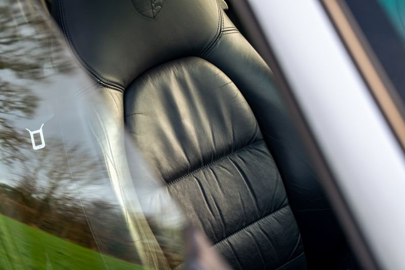 Porsche 911 (996) 3.6 Carrera 4S AWD 2dr