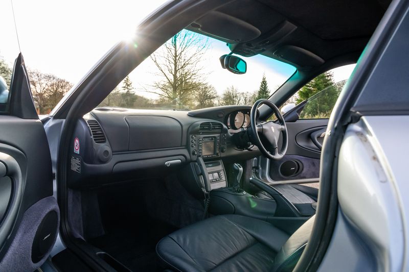 Porsche 911 (996) 3.6 Carrera 4S AWD 2dr