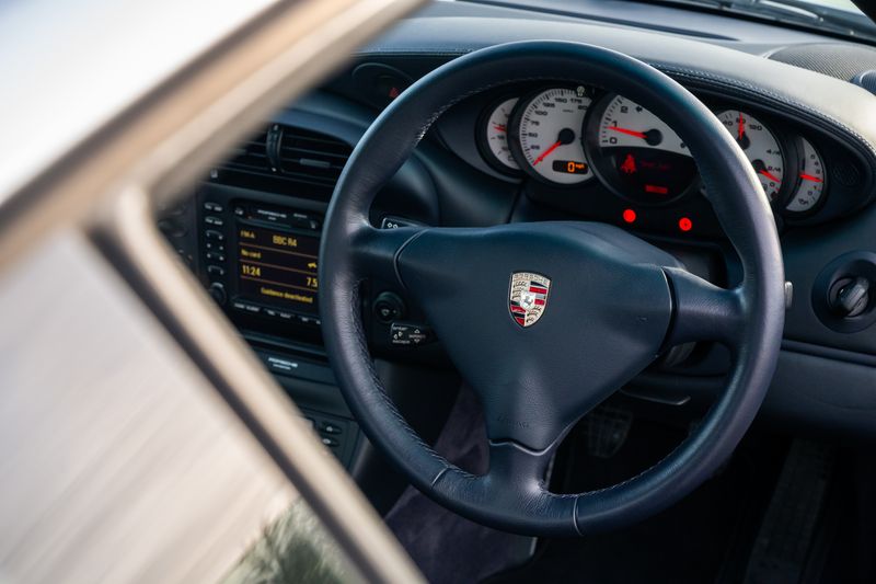 Porsche 911 (996) 3.6 Carrera 4S AWD 2dr