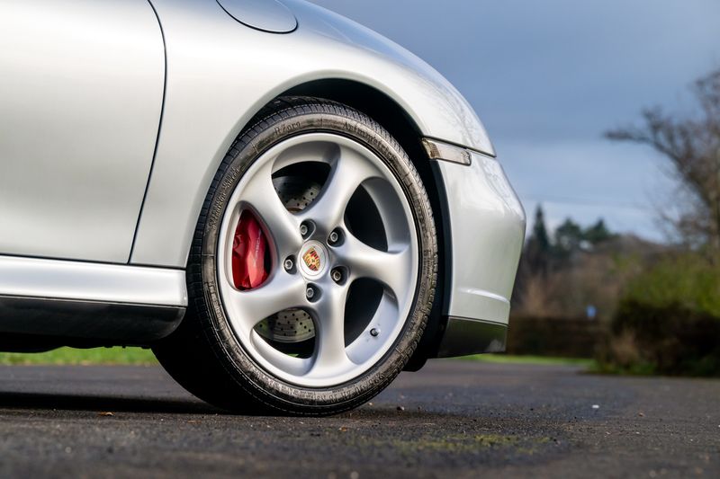 Porsche 911 (996) 3.6 Carrera 4S AWD 2dr