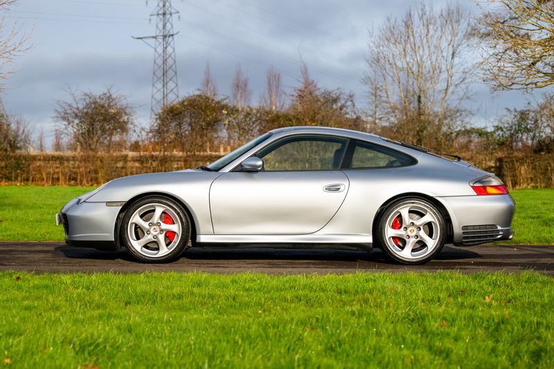 Porsche 911 (996) 3.6 Carrera 4S AWD 2dr