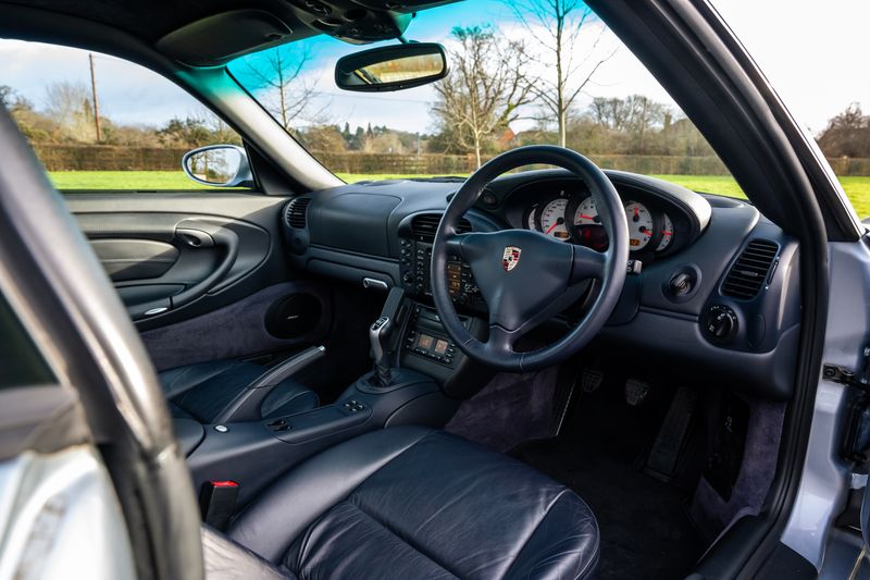 Porsche 911 (996) 3.6 Carrera 4S AWD 2dr
