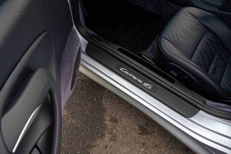 Porsche 911 (996) 3.6 Carrera 4S AWD 2dr