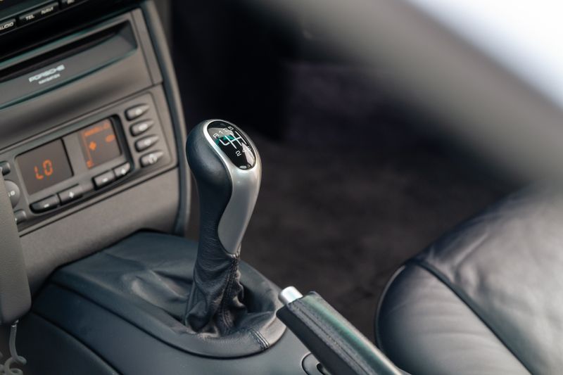 Porsche 911 (996) 3.6 Carrera 4S AWD 2dr